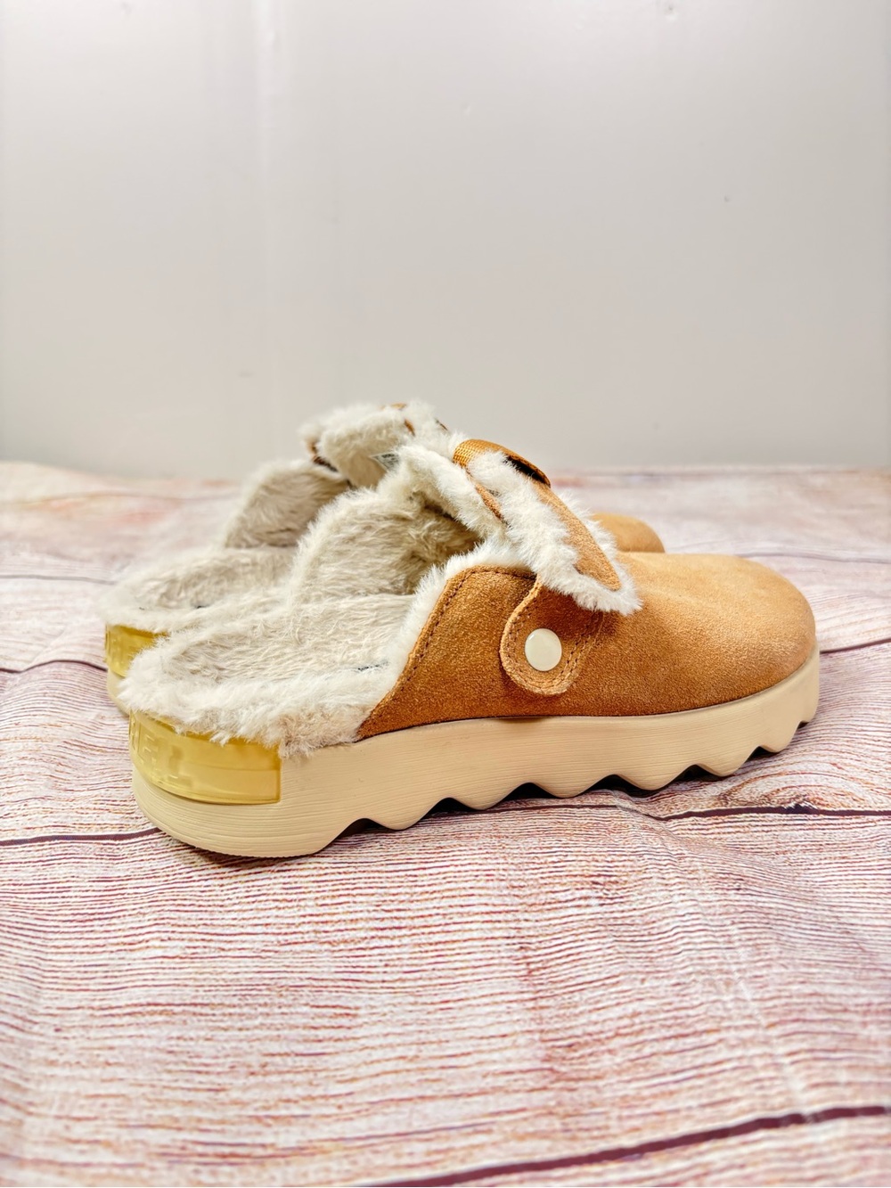 Sorel Sz 7M Tan/Beige Viibe Clog Suede Cozy Slip On Platform Mules